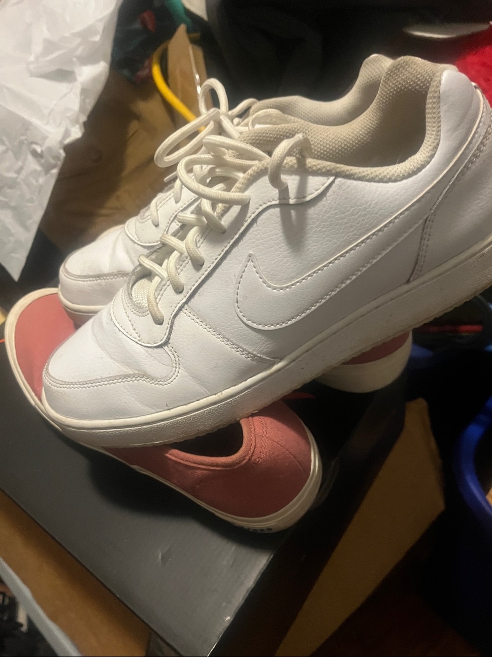 9.5 Nike White and Cream Men's Athletic Sneakers